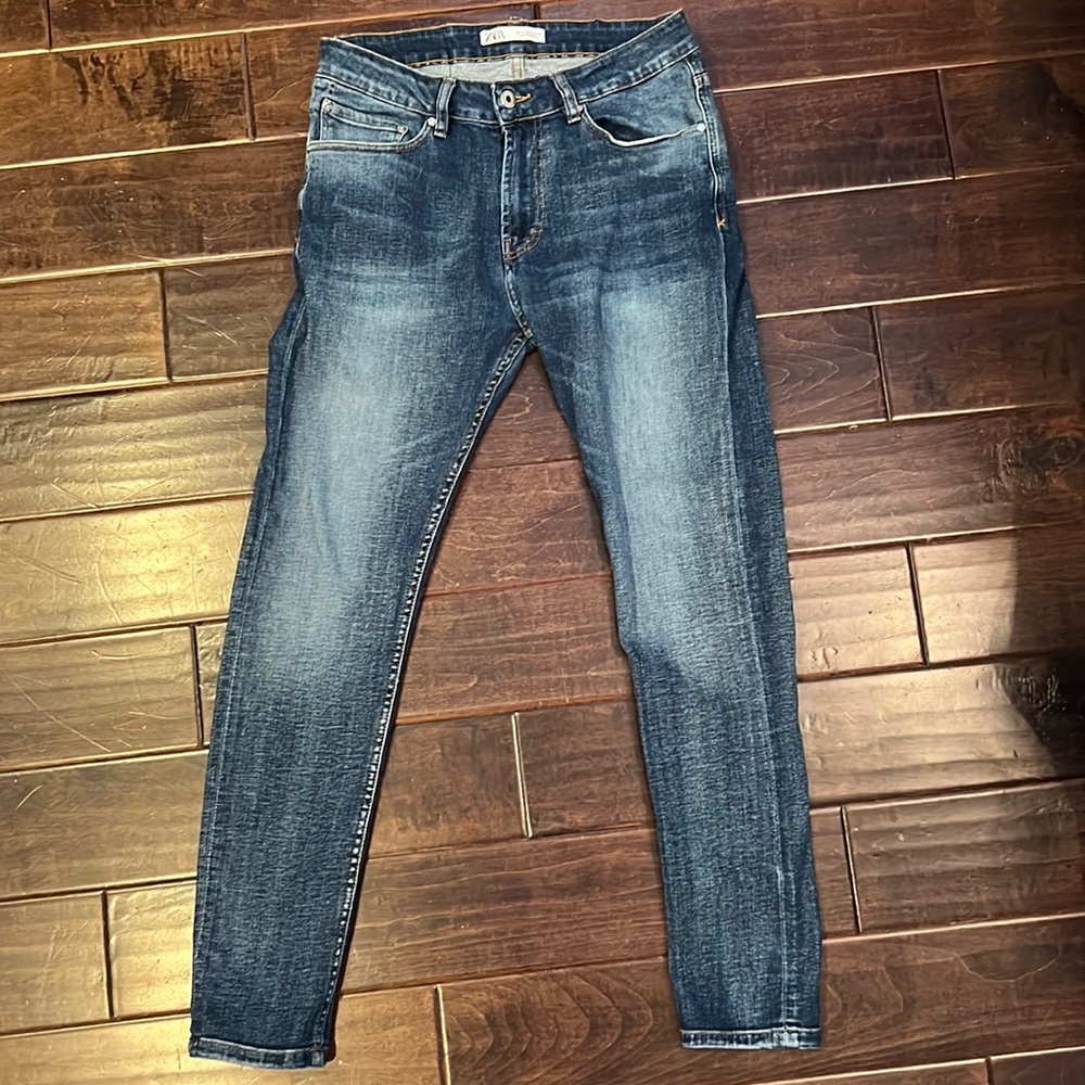 Zara Mid Rise Skinny Jeans